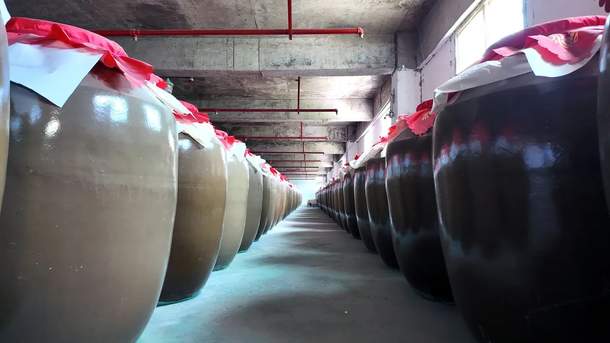 黔帝酒业茅台镇生产基地-酒库